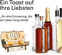 Brynnberg Schnapsbank Mit Jahreszahl - Holz Lorbeerkranz Mit Zahl Engraving - Gift Zum 60 Hochzeitstag Couple Anniversary - Geburtstag Und Pärchen Gift Idea - Schnapsgläser Latte Mit 2 Gläsern -Fournitures De Cuisine Boutique 1200x1061 1