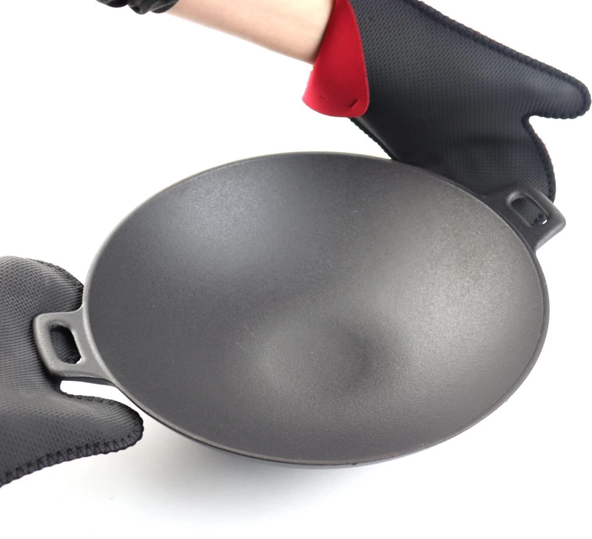 Orange85 De Gants De Four Orange85 - 2 Pièces - Résistantes à La Chaleur - 25x17 Cm - Rouge Et Zwart - Néoprène Et Polyester - Gants De Cuisine 2 Orange85 De Gants De Four Orange85 - 2 Pièces - Résistantes à La Chaleur - 25x17 Cm - Rouge Et Zwart - Néoprène Et Polyester - Gants De Cuisine – Image 2