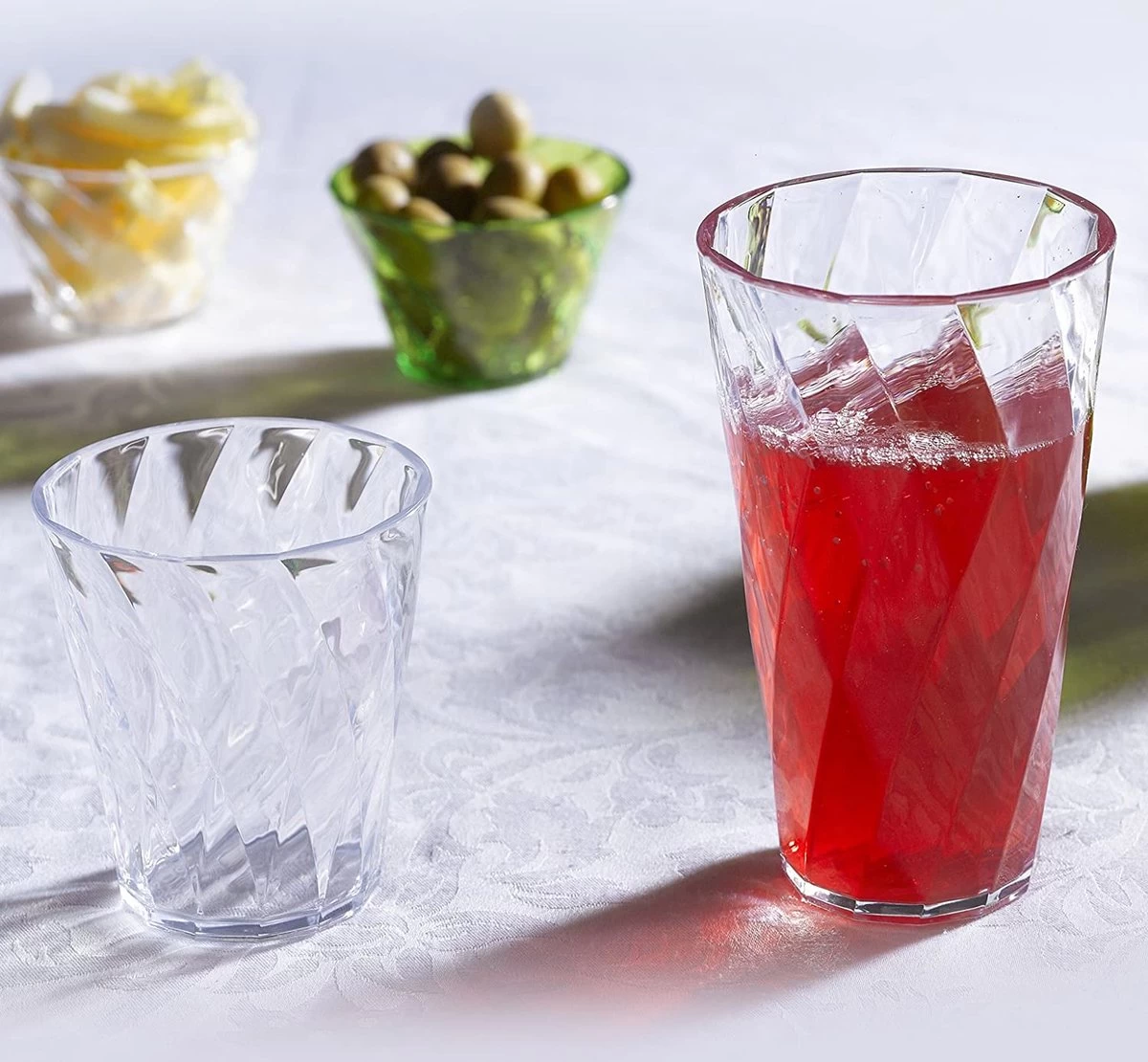 Set De Verres à Eau Design , Set De 4 Verres En Plastique Coloré En Acrylique Transparent (sans Bpa), Contenance 50cl, Made In Italy, Finition Effet Diamond , Ligne Diamond , Transparent 2 Set De Verres à Eau Design , Set De 4 Verres En Plastique Coloré En Acrylique Transparent (sans Bpa), Contenance 50cl, Made In Italy, Finition Effet Diamond , Ligne Diamond , Transparent – Image 2