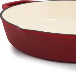 Mahlzeit Poêle En Fonte Avec Couvercle émaillé, Ø 29,5 Cm, Dark Cherry, Cocotte à Deux Becs, Couvercle De Poêle à Griller, Poêle Universelle, Poêle En Fonte, Cocotte Avec Couvercle, Rebord Haut, Casseroles -Fournitures De Cuisine Boutique 1200x1139 4