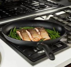 Swiss Diamond - XD Poêle à Poisson - Revêtement Antiadhésif - 38x26cm - Avec Couvercle -Fournitures De Cuisine Boutique 1200x1140 5