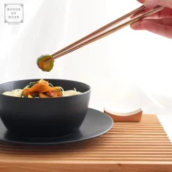 House Of Husk ™ - Set De Baguettes En Métal Or Rose - 5 Paires De Baguettes Coréennes - Acier Inoxydable - Métal - Baguettes - Coréen - Va Au Lave-vaisselle - Baguettes De Sushi - Nouilles 12 House Of Husk ™ - Set De Baguettes En Métal Or Rose - 5 Paires De Baguettes Coréennes - Acier Inoxydable - Métal - Baguettes - Coréen - Va Au Lave-vaisselle - Baguettes De Sushi - Nouilles -Fournitures De Cuisine Boutique 1200x1199