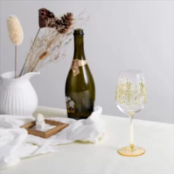 NymphFable Verre à Vin Peint à La Main Kroon Dorée Artisanat Verres à Verres à Vin Peints 15 Oz Cadeau De Nouveauté Pour Les Anniversaires -Fournitures De Cuisine Boutique 1200x1200 1576