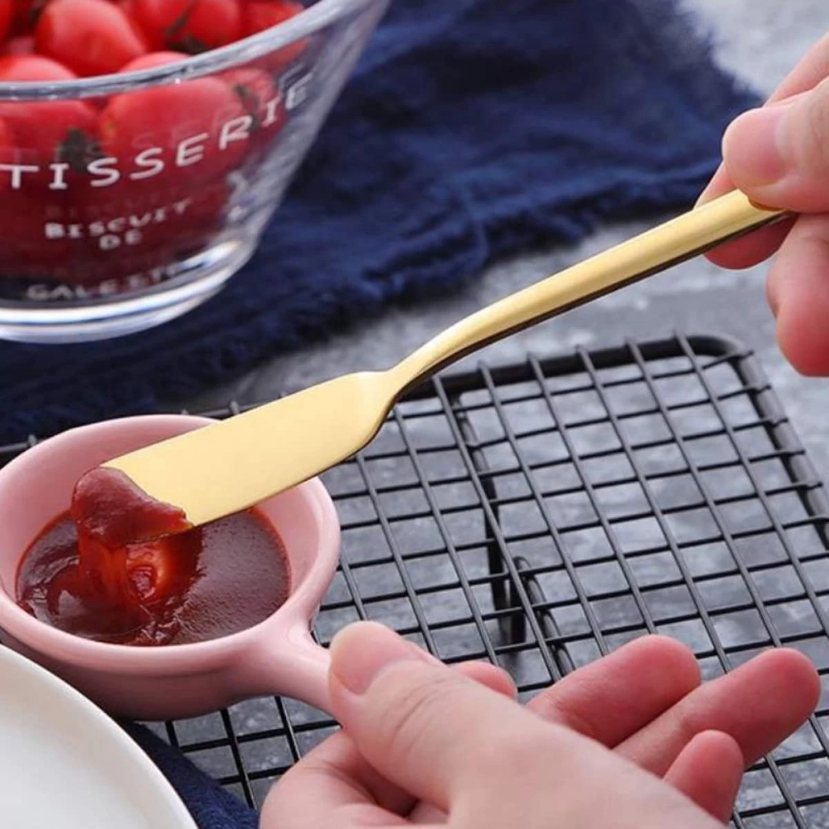 Doodadeals® | Couteau à Beurre Blauw | Couteau à Beurre | Couteaux De Lubrification | Couteaux à Tapas | ACIER INOXYDABLE | 2 Pièces 4 Doodadeals® | Couteau à Beurre Blauw | Couteau à Beurre | Couteaux De Lubrification | Couteaux à Tapas | ACIER INOXYDABLE | 2 Pièces – Image 4