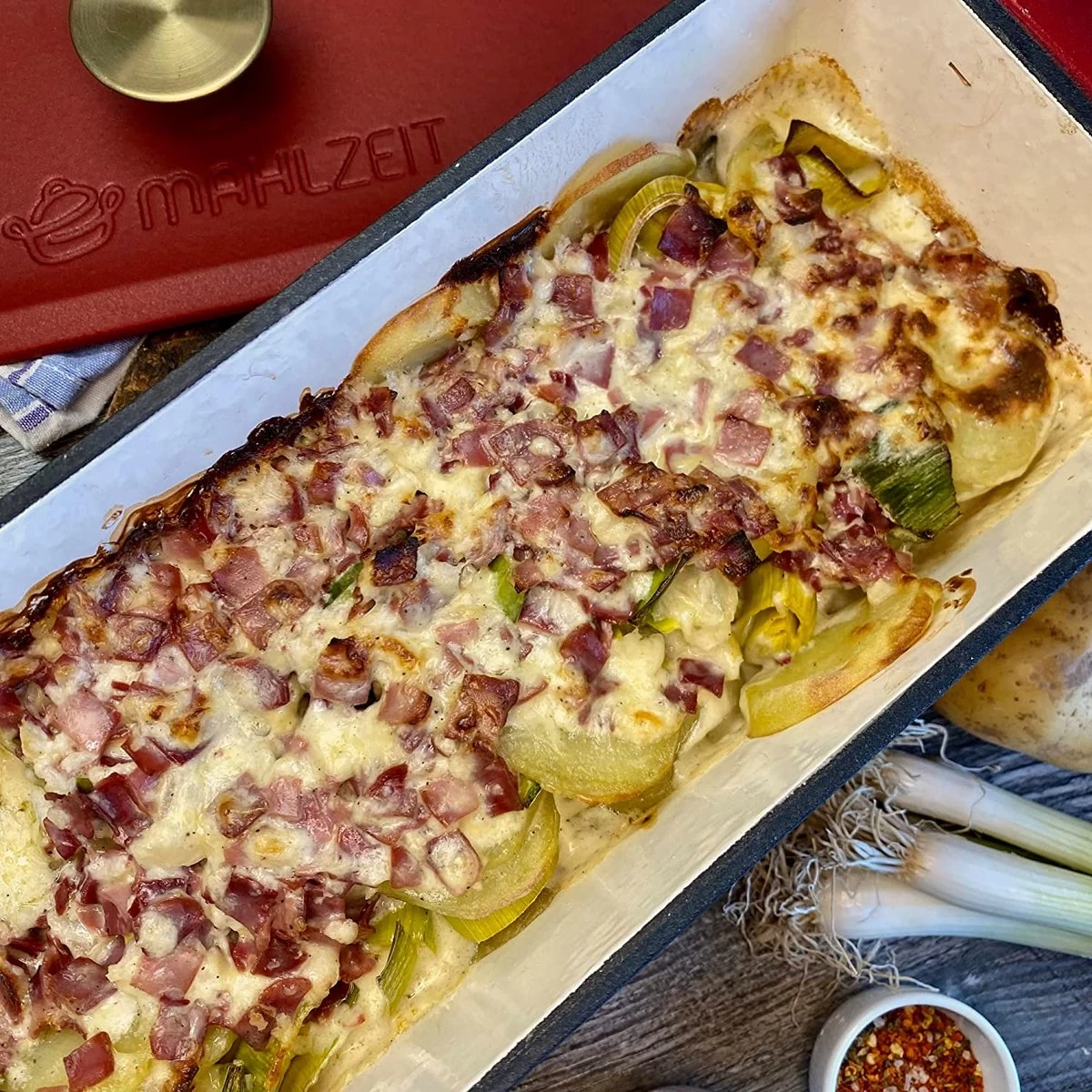 Mahlzeit Cocotte En Fonte Avec Couvercle émaillé, 3 Litres, Cherry Noire , Adaptée Au Four, Adaptée à L'induction, Double Cocotte, Rôtissoire à Canard 2 Mahlzeit Cocotte En Fonte Avec Couvercle émaillé, 3 Litres, Cherry Noire , Adaptée Au Four, Adaptée à L'induction, Double Cocotte, Rôtissoire à Canard – Image 2