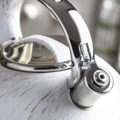 Edënbërg White Line - Bouilloire Sifflante De Luxe En Acier Inoxydable - 3,0 Litres - Blanc -Fournitures De Cuisine Boutique 1200x1200 992