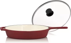 Mahlzeit Poêle En Fonte Avec Couvercle émaillé, Ø 29,5 Cm, Dark Cherry, Cocotte à Deux Becs, Couvercle De Poêle à Griller, Poêle Universelle, Poêle En Fonte, Cocotte Avec Couvercle, Rebord Haut, Casseroles -Fournitures De Cuisine Boutique 1200x717