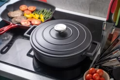 Cocotte Fonte Nuovva Avec Couvercle - 3,9L / 28cm - Revêtement Antiadhésif - Poignées Ergonomiques - Cocotte Passe Au Four - Idéale Pour La Cuisson Classique Cocotte Fonte 29 Cm - Convient à Toutes Les Sources De Chaleur 12 Cocotte Fonte Nuovva Avec Couvercle - 3,9L / 28cm - Revêtement Antiadhésif - Poignées Ergonomiques - Cocotte Passe Au Four - Idéale Pour La Cuisson Classique Cocotte Fonte 29 Cm - Convient à Toutes Les Sources De Chaleur -Fournitures De Cuisine Boutique 1200x800 27