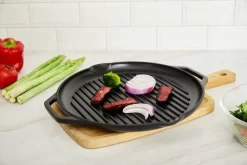 Buccan - Zwart Buccan - Hamersley - Ensemble De Casseroles En Fonte - Plaque De Cuisson - Zwart 37x34x2.85 Cm (poignées Comprises) Diamètre 32 Cm 14 Buccan - Zwart Buccan - Hamersley - Ensemble De Casseroles En Fonte - Plaque De Cuisson - Zwart 37x34x2.85 Cm (poignées Comprises) Diamètre 32 Cm -Fournitures De Cuisine Boutique 1200x800 67