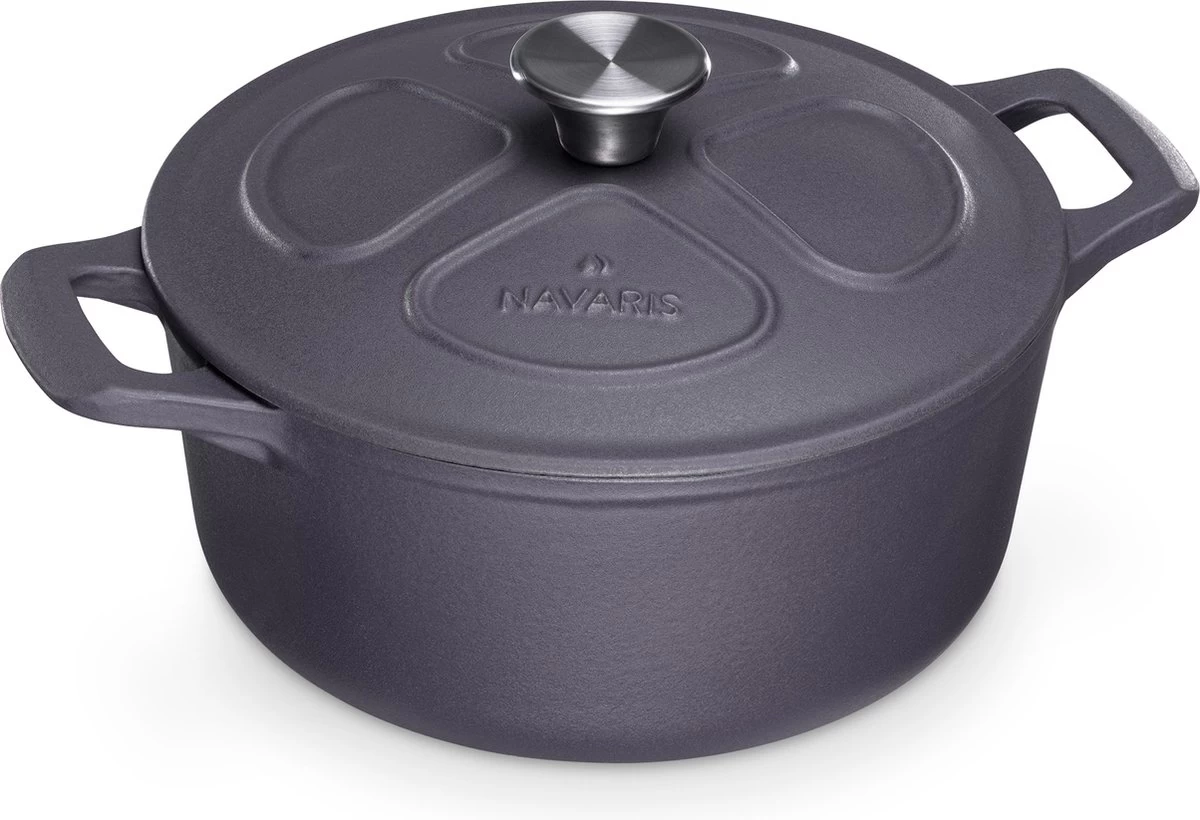 Cocotte En Fonte Navaris Avec Couvercle - Faitout - Poêle émaillée - Convient Pour La Cuisson à Induction, Gaz Et Vitrocéramique - Violet Mat 1 Cocotte En Fonte Navaris Avec Couvercle - Faitout - Poêle émaillée - Convient Pour La Cuisson à Induction, Gaz Et Vitrocéramique - Violet Mat