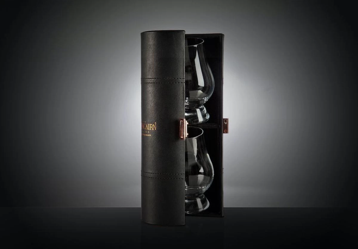 Set De Voyage Glencairn Avec 2x Verres à Whisky | Cristal | Handgemaakt En Ecosse | Dans Un Coffret De Voyage / Cadeau En Cuir Exclusif 1 Set De Voyage Glencairn Avec 2x Verres à Whisky | Cristal | Handgemaakt En Ecosse | Dans Un Coffret De Voyage / Cadeau En Cuir Exclusif