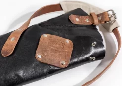 Sorprese Premium – Tablier Bbq – Brun-noir Diamant – Tablier Bbq Homme – 100% Cuir Premium – Y Compris Ouvre-bouteille - Tablier Bbq Cuir Homme 19 Sorprese Premium – Tablier Bbq – Brun-noir Diamant – Tablier Bbq Homme – 100% Cuir Premium – Y Compris Ouvre-bouteille - Tablier Bbq Cuir Homme -Fournitures De Cuisine Boutique 1200x849 6