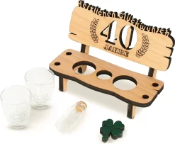 Brynnberg Schnapsbank Mit Jahreszahl - Holz Lorbeerkranz Mit Zahl Engraving - Gift Zum 40 Hochzeitstag Couple Anniversary - Geburtstag Und Pärchen Gift Idea - Schnapsgläser Latte Mit 2 Gläsern