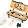Brynnberg Schnapsbank Mit Jahreszahl - Holz Lorbeerkranz Mit Zahl Engraving - Gift Zum 25 Hochzeitstag Couple Anniversary - Geburtstag Und Pärchen Gift Idea - Schnapsgläser Latte Mit 2 Gläsern