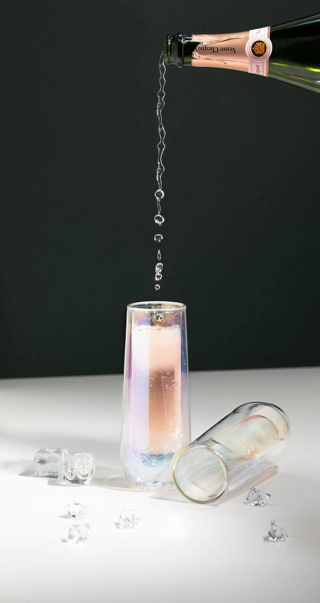 Corkcicle PRISMA Verres à Champagne /sifflets (200 Ml) - Set De 2 - Perfect Pour Le Champagne, Le Cava, Le Prosecco Ou Une Bière Froide - Set De Glas Prisma - Emballé Dans Un Coffret Cadeau De Luxe 7407P 4 Corkcicle PRISMA Verres à Champagne /sifflets (200 Ml) - Set De 2 - Perfect Pour Le Champagne, Le Cava, Le Prosecco Ou Une Bière Froide - Set De Glas Prisma - Emballé Dans Un Coffret Cadeau De Luxe 7407P – Image 4