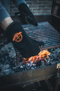 Gants De BBQ En Cuir The Windmill - Ensemble De 2 Pièces - Cuir Noir - Coutures Kevlar -Fournitures De Cuisine Boutique 800x1200 65