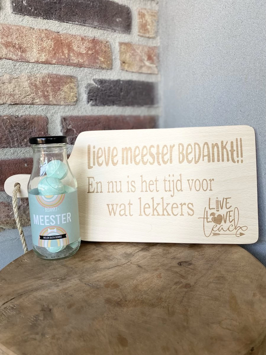 Paquet Cadeau Planche De Service Du Maître Merci Maître + Verre à Thé Avec Le Texte Dans Votre Classe C'est Toujours Très Amusant / Cadeau Professeur / Cadeau Maître / Fin D'année Scolaire / Au Revoir 1 Paquet Cadeau Planche De Service Du Maître Merci Maître + Verre à Thé Avec Le Texte Dans Votre Classe C'est Toujours Très Amusant / Cadeau Professeur / Cadeau Maître / Fin D'année Scolaire / Au Revoir