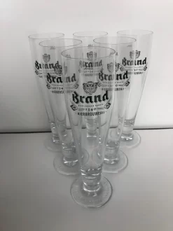 Verre à Bière De Brand Pied En Verre Wielderke Box 6x25cl Verres à Bière En Verre à Bière Avec Rouleau Gratuit De Coussinets De Feutre