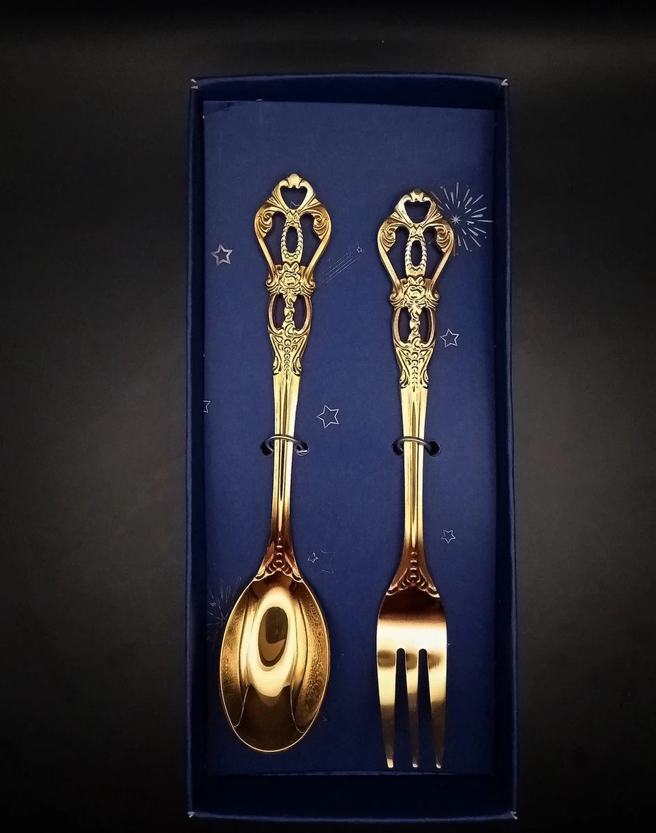 Cuillères à Dessert Joy Spoons | Set De Fourchette Et Cuillère Mignonnes Et Fonctionnelles En Or | Boite Bleue 2 Cuillères à Dessert Joy Spoons | Set De Fourchette Et Cuillère Mignonnes Et Fonctionnelles En Or | Boite Bleue – Image 2